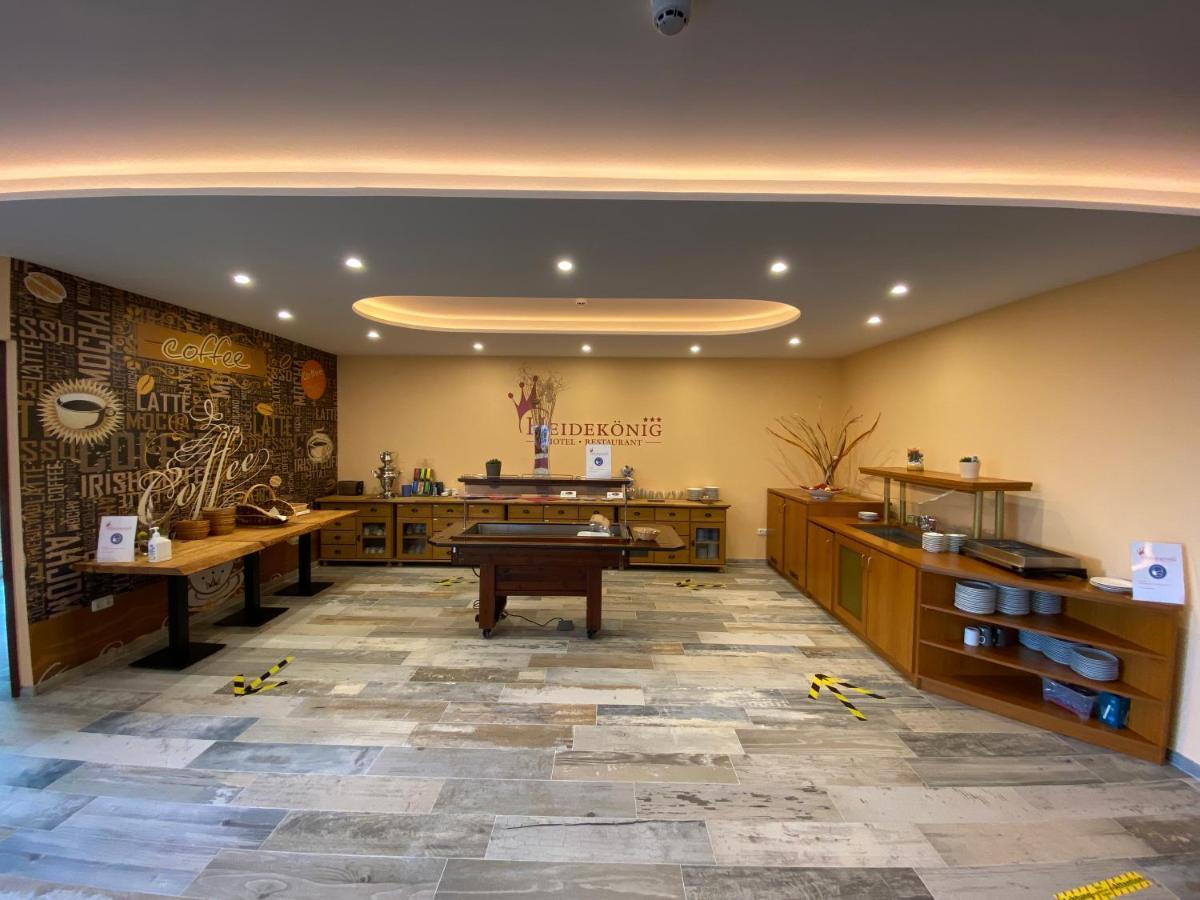 Heidekoenig Hotel Целе Екстериор снимка